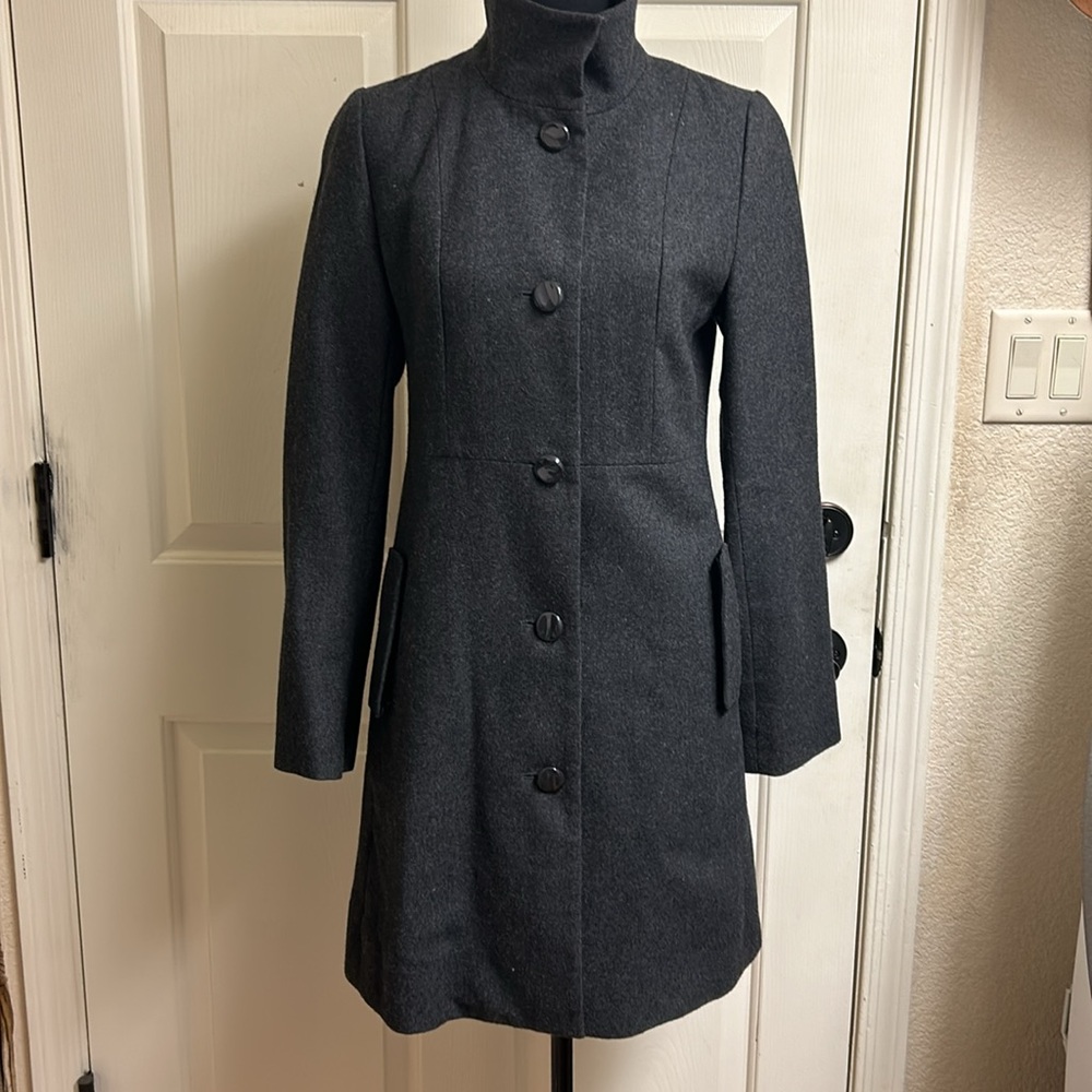Love 21 Gray Black XS Coat , 52% Woo, 33% Polyester, 7% Rayon, 4% Acrylic - Picture 9 of 9